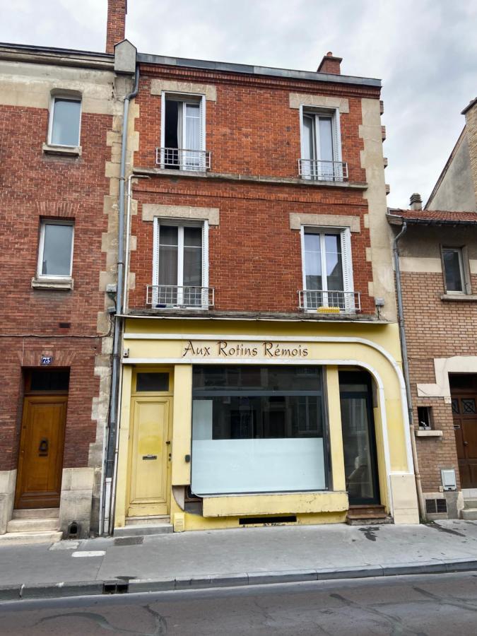 Les Rotins - Logements Climatises - Cathedrale A 2 Pas Reims Exterior photo
